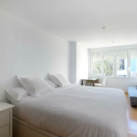 Andrews House, 60 M En El Centro De Apartament *